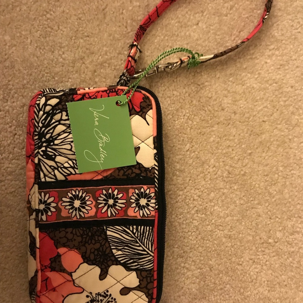 Vera Bradley Matching Wristlet and ID Holder